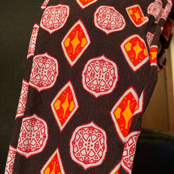 NWOT Lularoe TC Leggings - Picture 3 of 5